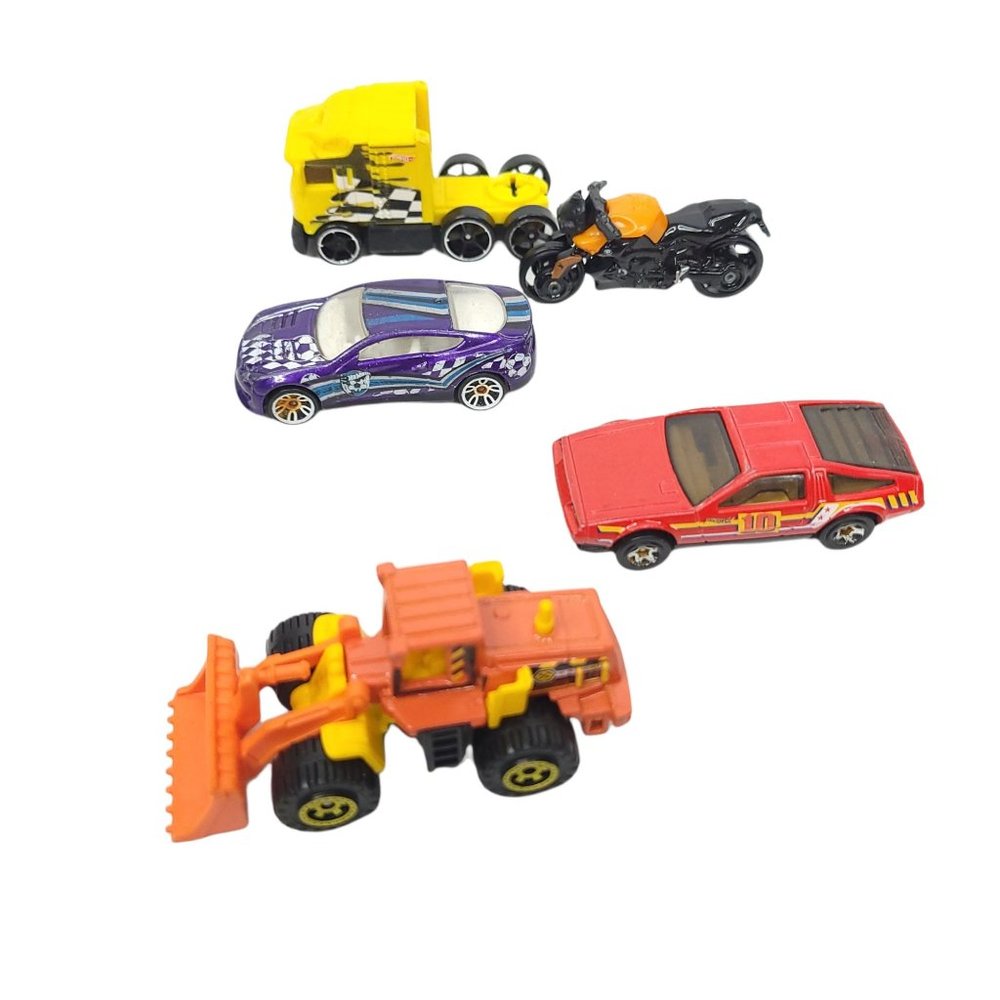 Mattel Hot Wheels Diecast Cars Trucks Loose Scout DeLorean Camaro Quarry King - Picture 9 of 11